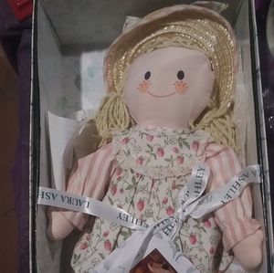 Laura Ashley Doll (Miranda)